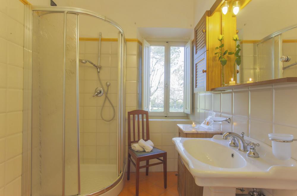 11 Villa Dei Fiori Detached house / Villa Florence 11 Villa Dei Fiori Detached house / Villa Florence