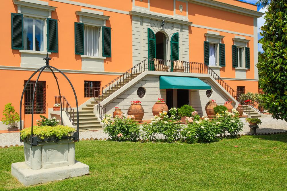 11 Villa Dei Fiori Detached house / Villa Florence 11 Villa Dei Fiori Detached house / Villa Florence