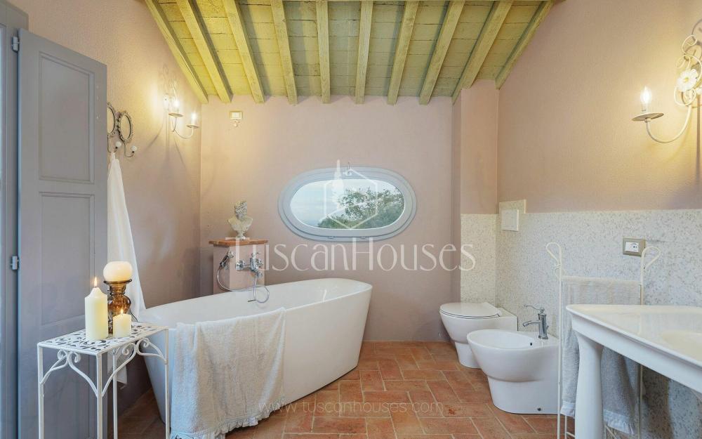 TH007 Villa Calliope Detached house / Villa Toscane Lucca