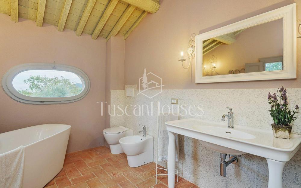 TH007 Villa Calliope Detached house / Villa Toscane Lucca