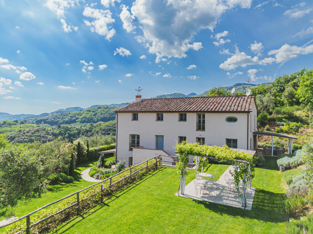 TH007 Villa Calliope Detached house / Villa Toscane Lucca
