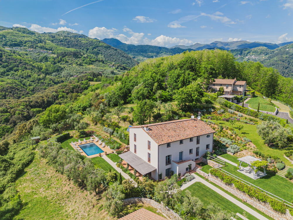 TH007 Villa Calliope Detached house / Villa Toscane Lucca