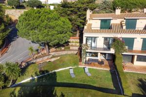 LL013 Ses Brises 01 Casa adosada Costa Brava Llafranc