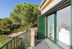 LL013 Ses Brises 01 Casa adosada Costa Brava Llafranc