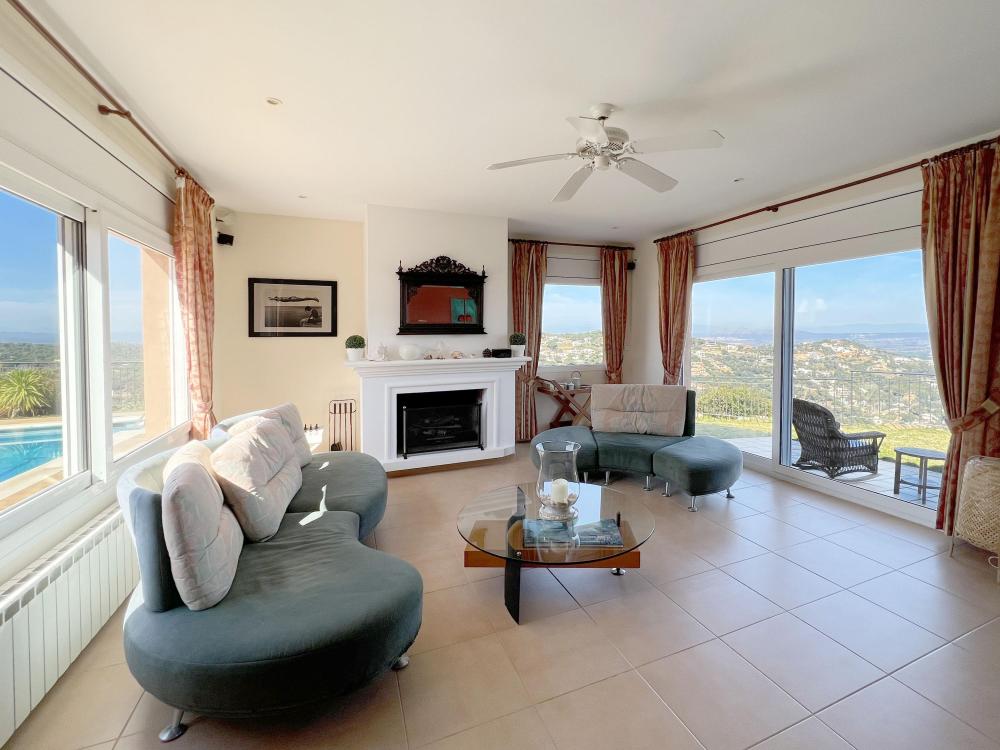 DB-346 Casa Philippe Detached house / Villa Begur DB-346 Casa Philippe Detached house / Villa Begur