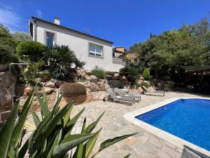 DB-188 Casa Rodoreda Casa aislada / Villa  Begur