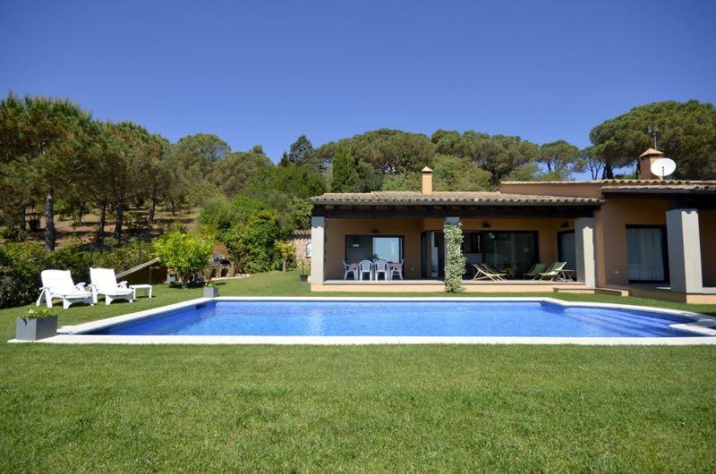 DB-616 Villa El Jardín Secreto Detached house / Villa Begur DB-616 Villa El Jardín Secreto Detached house / Villa Begur