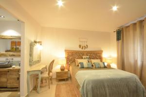 DB-159 Casa d'en Pinc Detached house / Villa Centre Begur