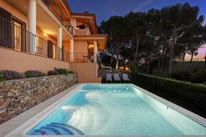 CMT-655 Villa Roure Detached house / Villa Costa Brava Tamariu
