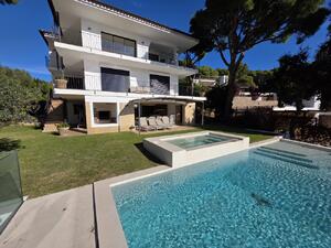 CV020 Villa Patricia Detached house / Villa Costa Brava Tamariu