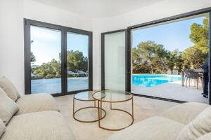 CMT-086 Villa Brava Detached house / Villa Costa Brava Tamariu