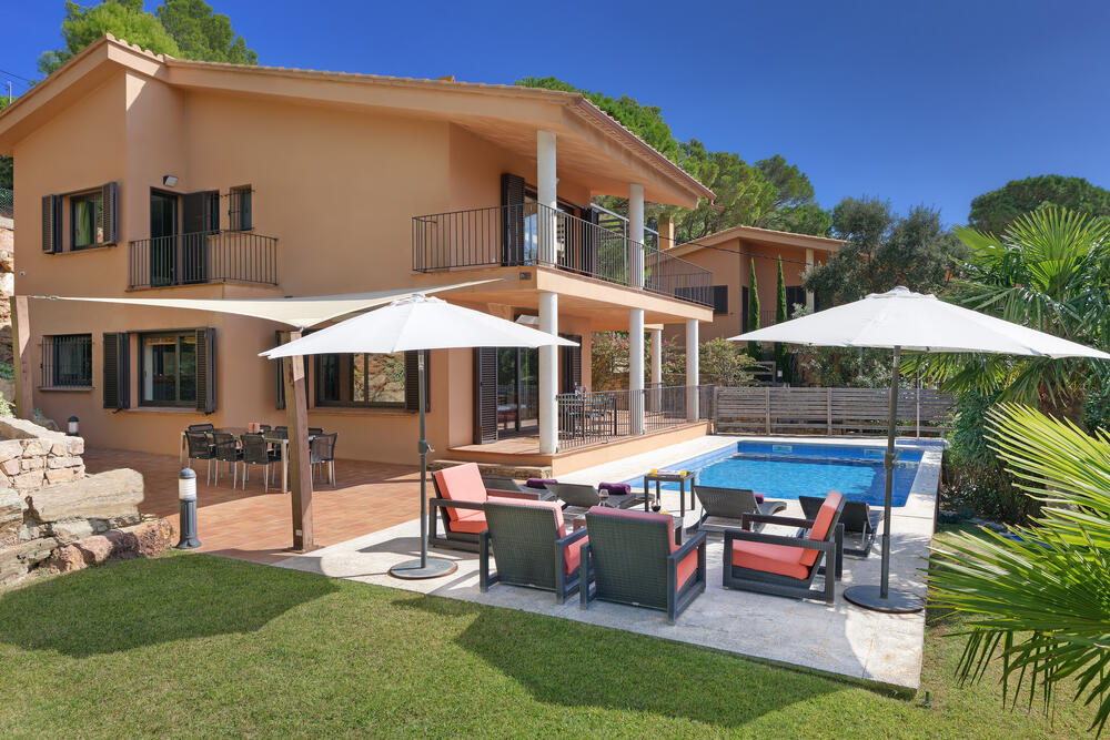 CMT-718 Villa Asia Detached house / Villa Costa Brava Tamariu CMT-718 Villa Asia Detached house / Villa Costa Brava Tamariu