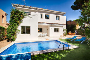 CV2026 Villa Marie Louise Detached house / Villa Costa Brava Pals