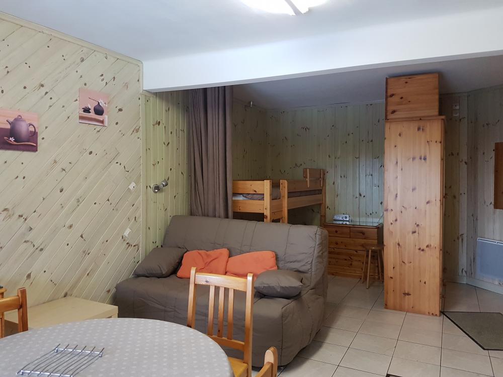 11A032 32 TRES ESTRELLES A - ESTUDI - VISTA PISTES - BALCO - PAS DE LA CASA - Estudio  PAS DE LA CASA