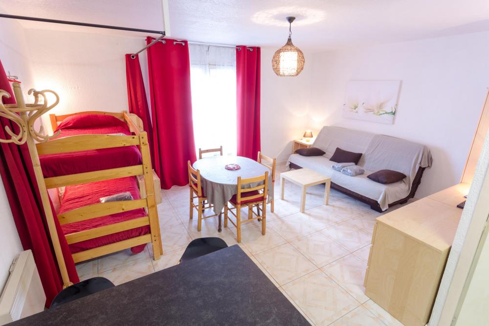 VELA0D2 D2 VELASQUEZ Estudio 2 Pas de la Casa