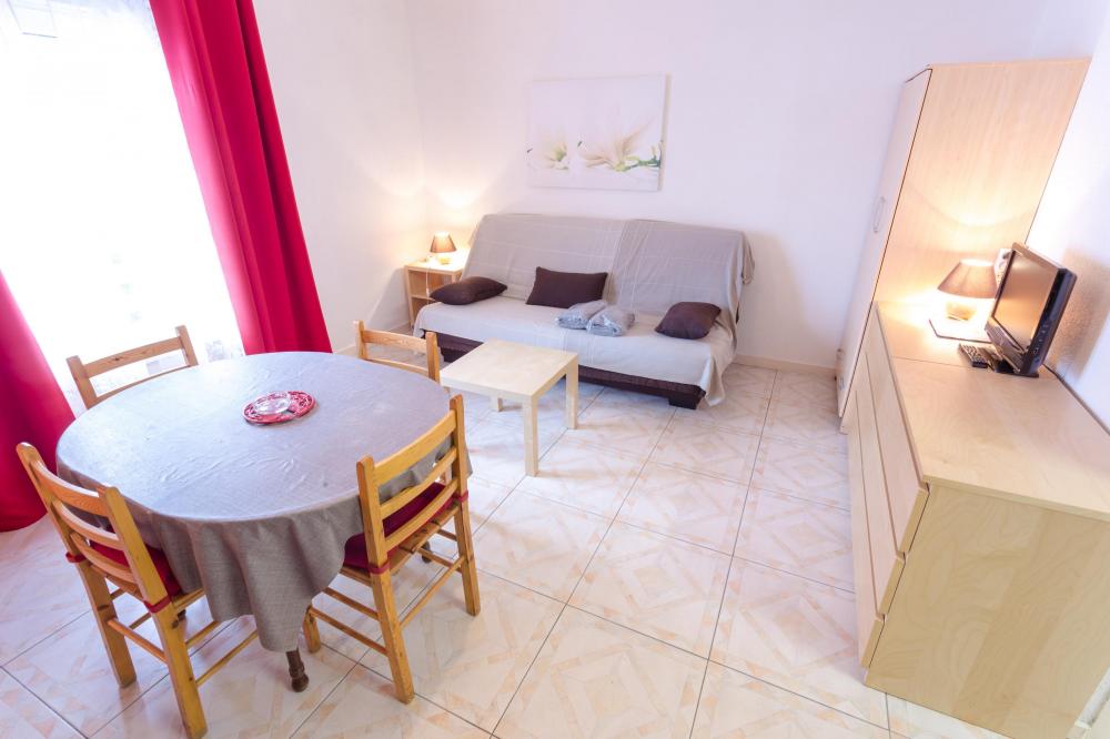 VELA0D2 D2 VELASQUEZ Estudio 2 Pas de la Casa