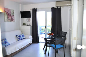 D-00020 Cala Blanca Studio Study  Dénia