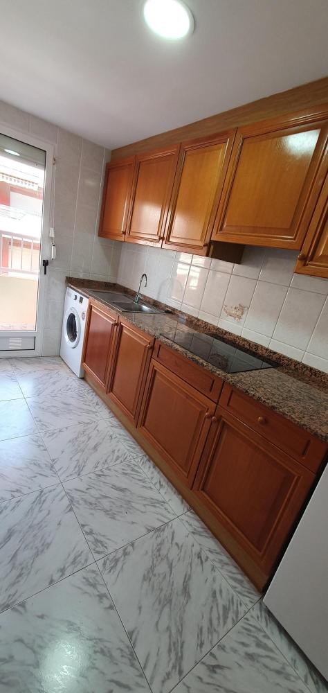 Bellamar III  Bellamar III 4-D pta 26 Apartamento  Daimús