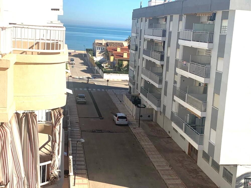Bellamar III  Bellamar III 4-D pta 26 Apartamento  Daimús