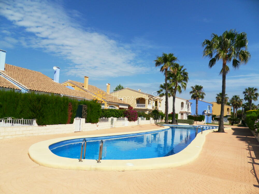B004 Oasis Park Rosa Bungalow Playa Deveses Verger (el)
