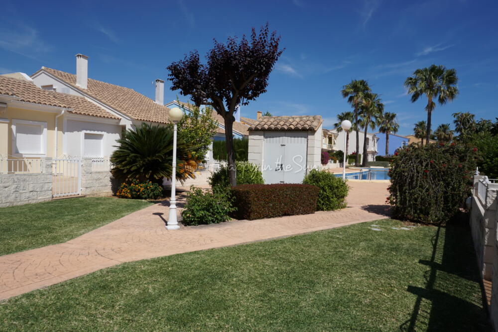 B004 Oasis Park Rosa Bungalow Playa Deveses Verger (el)