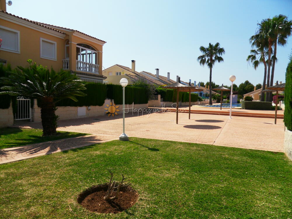 B004 Oasis Park Rosa Bungalow Playa Deveses Verger (el)