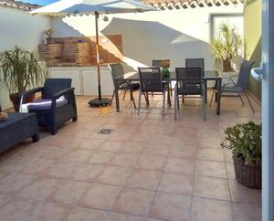 V052 El Castell Chalet  Poblets (els)