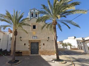 V052 El Castell Chalet  Poblets (els)