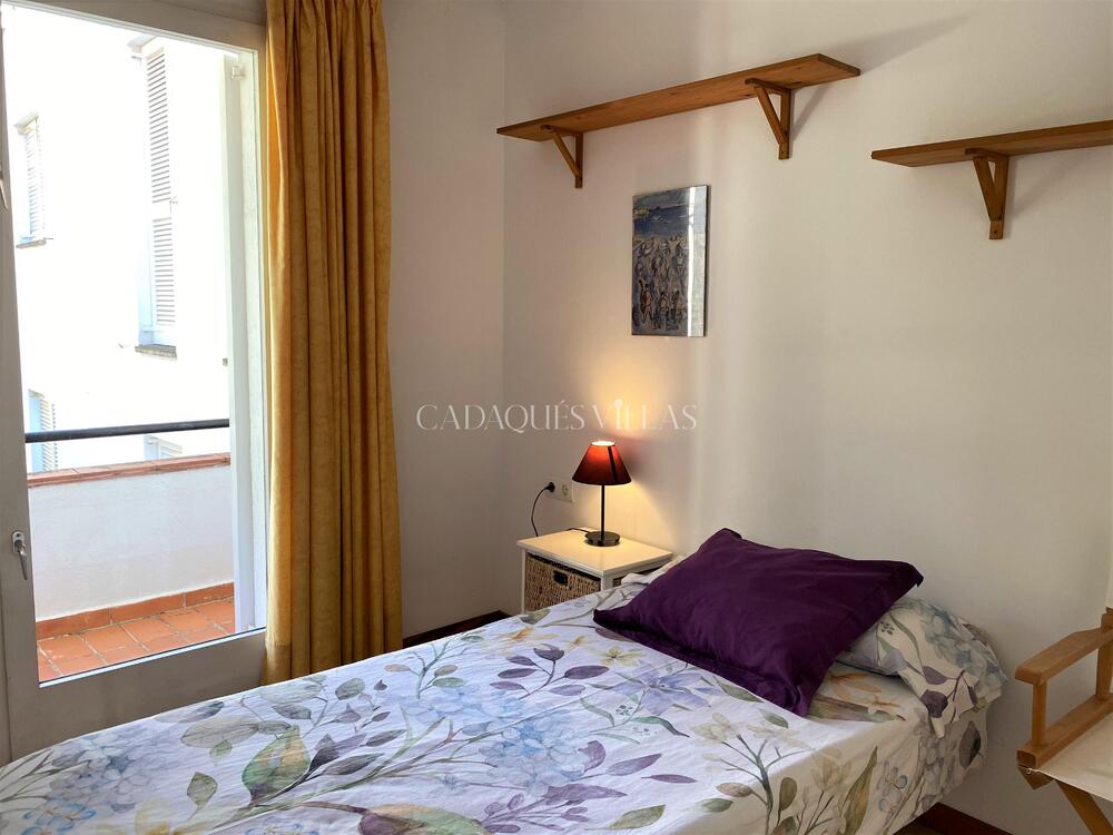 EP-17001 SAGUARDA Apartamento  Cadaqués