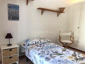 EP-17001 SAGUARDA Apartamento  Cadaqués