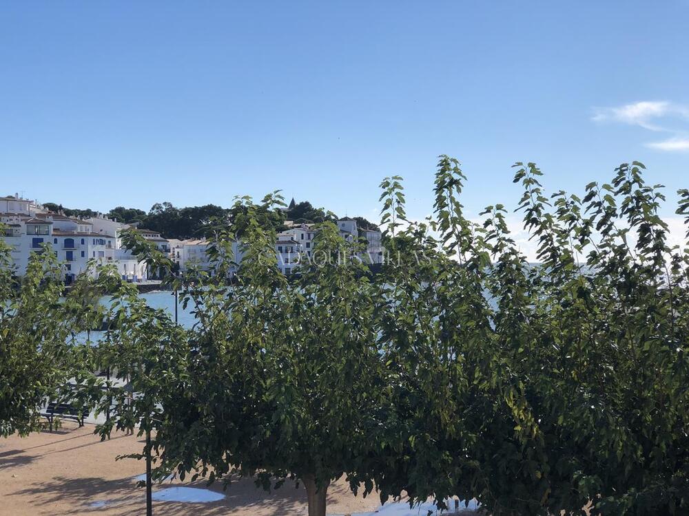 EP-17022 PASSEIG II Apartamento  CADAQUÉS