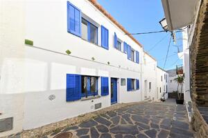 EP-17035 PALAU Casa de pueblo  Cadaqués