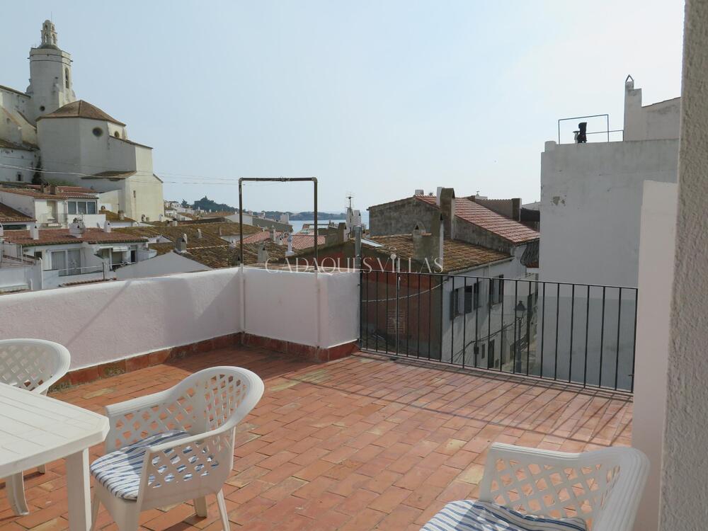 EP-19007-B Solar urbanitzable amb casa annexa per reformar Casa de pueblo  Cadaqués