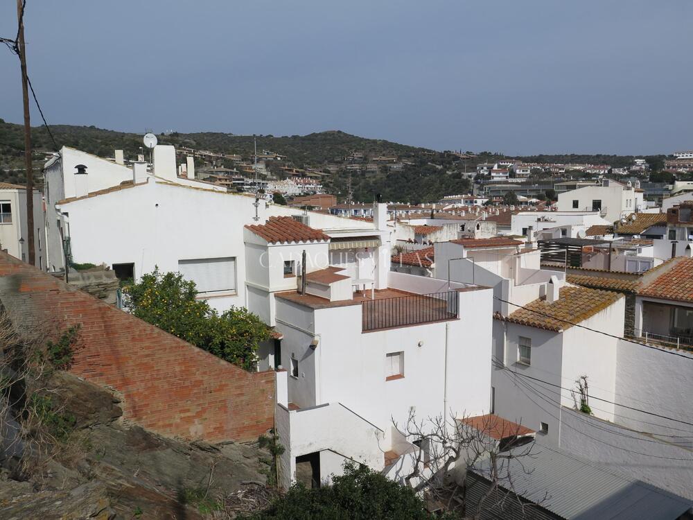 EP-19007-B Solar urbanitzable amb casa annexa per reformar Casa de pueblo  Cadaqués