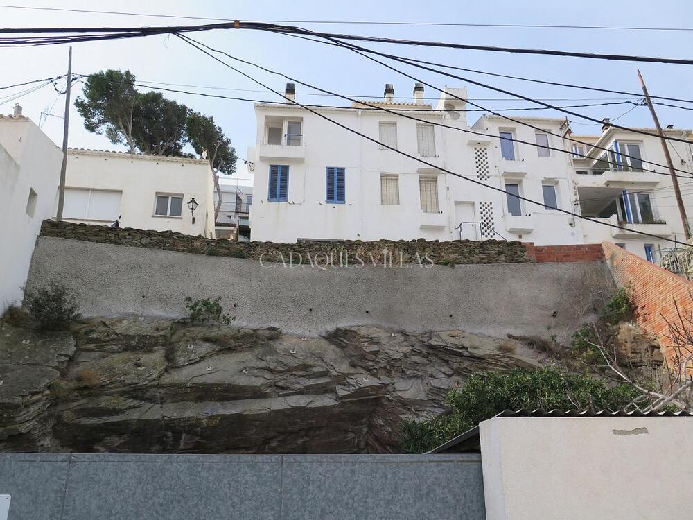 EP-19007-C Solar urbanitzable al centre de Cadaqués Terreno  Cadaqués