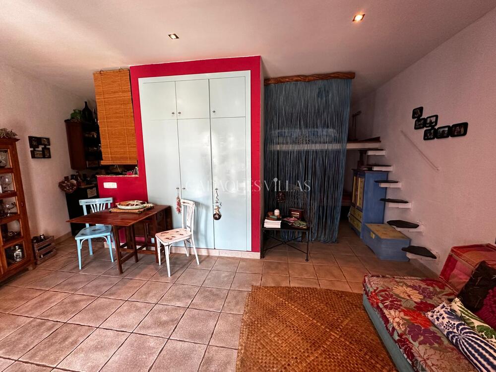 EP-19118 Acollidor apartament al centre de Cadaqués Apartamento  Cadaqués