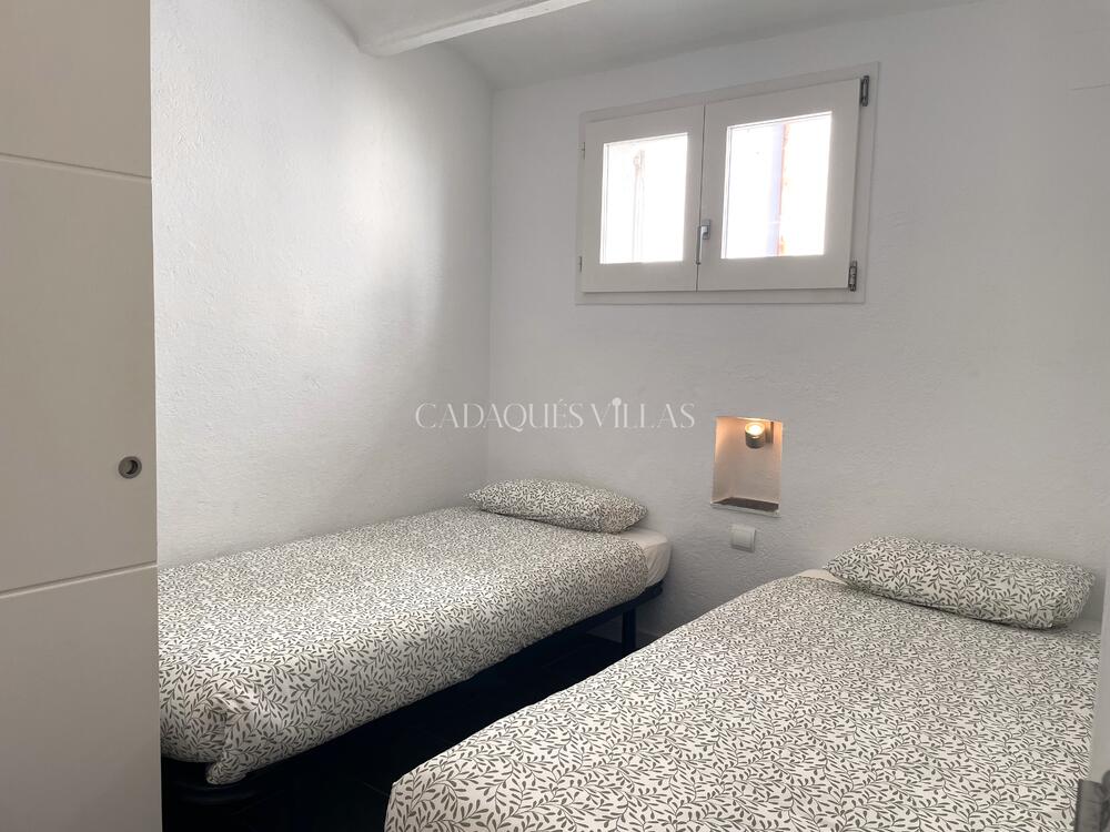 EP-17051 CREUS Casa de pueblo  Cadaqués