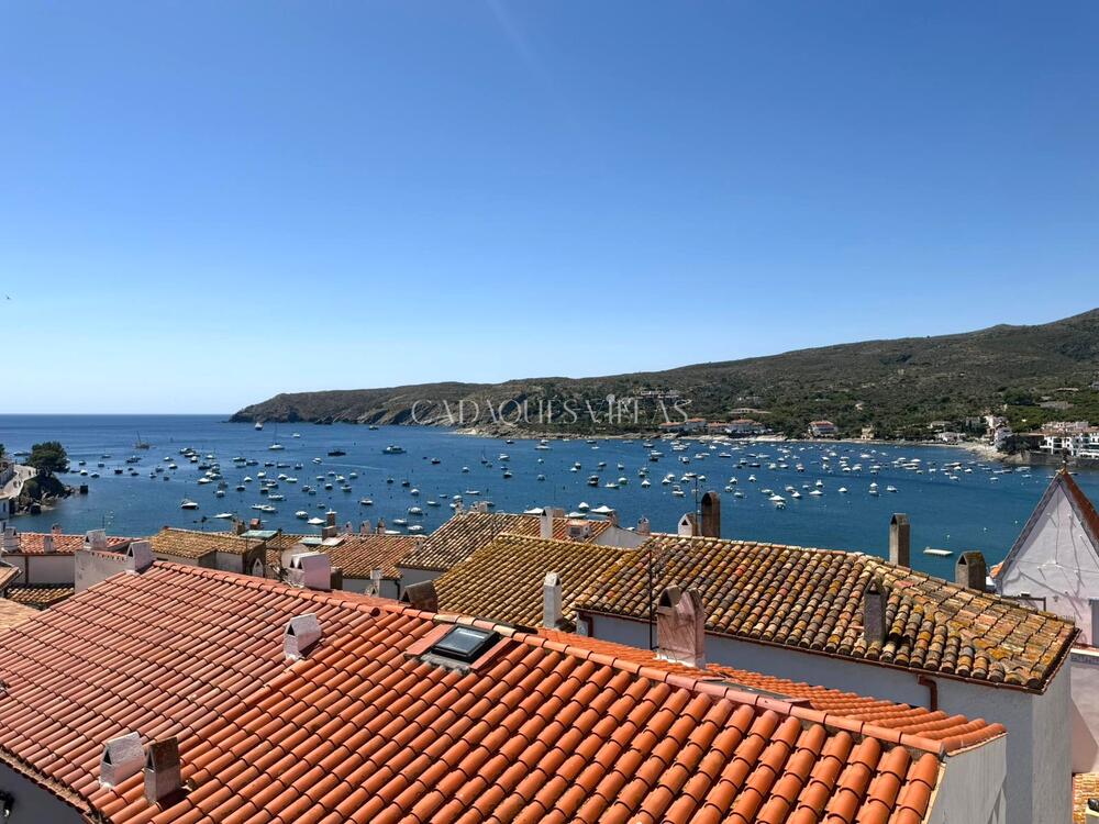 EP-17051 CREUS Casa de pueblo  Cadaqués