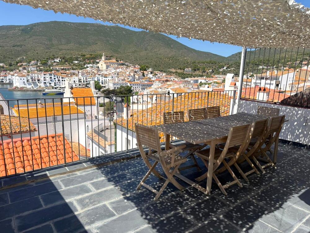 EP-17051 CREUS Casa de pueblo  Cadaqués