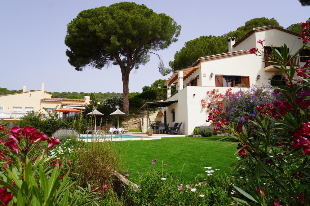 176 Mas Nuria Casa aislada / Villa Torre Vella Estartit (L´) 176 Mas Nuria Casa aislada / Villa Torre Vella Estartit (L´)