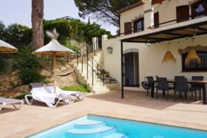 176 Mas Nuria Casa aislada / Villa Torre Vella Estartit (L´)