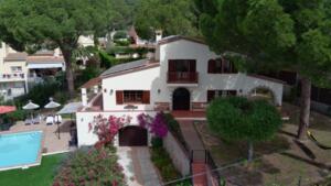 176 Mas Nuria Casa aislada / Villa Torre Vella Estartit (L´)