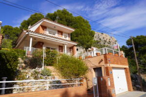 199 Ref 199 Casa aislada / Villa Torre Morratxa Estartit (L´)