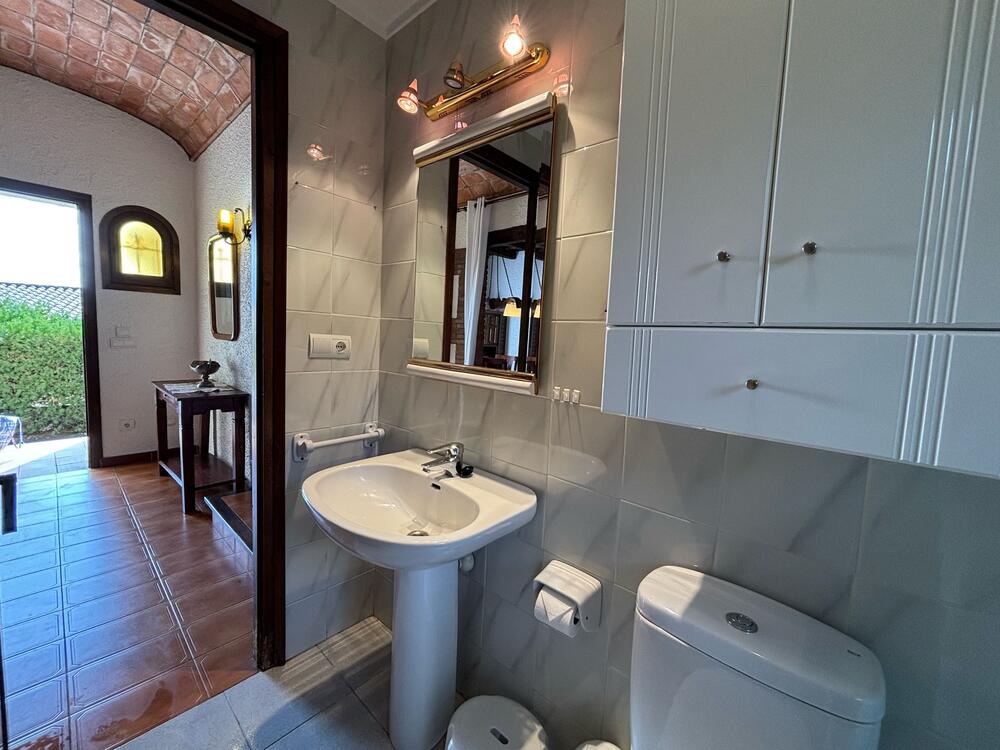 243 Encantadora villa en la urbanización Torre Vella, rodeada de naturaleza Einzelhaus / Villa Torre Vella Estartit (L´)