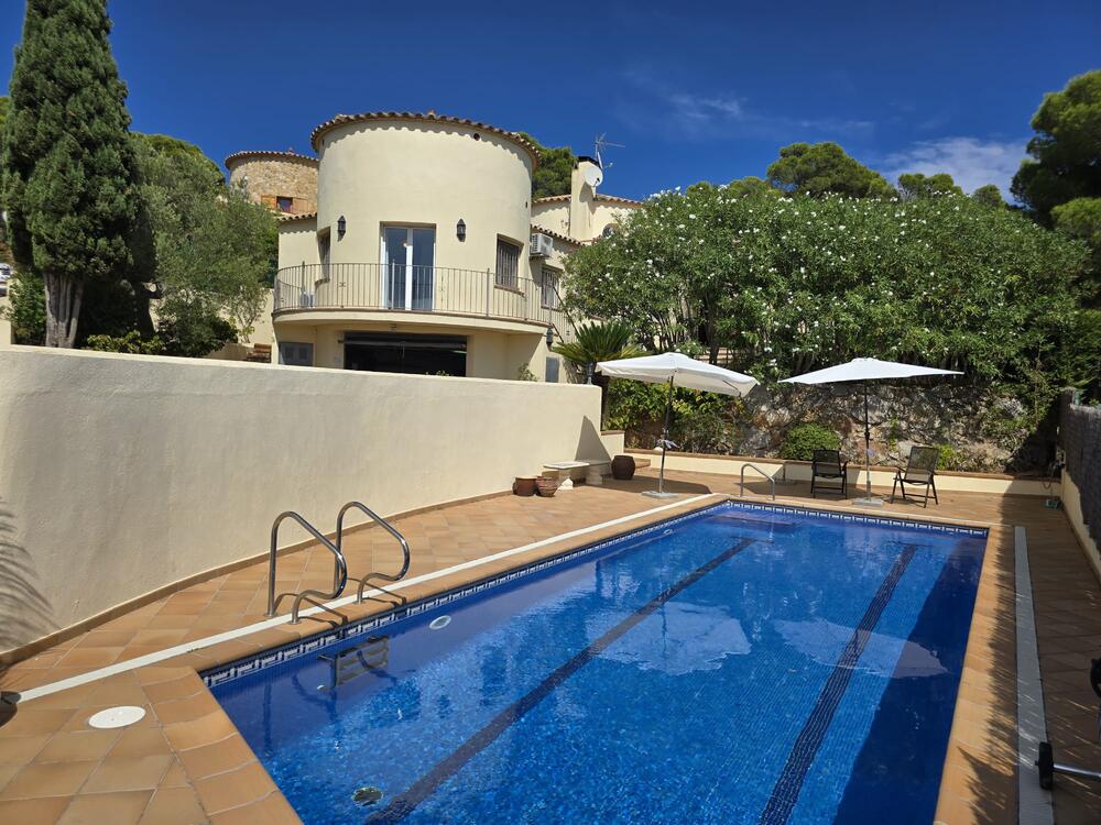247 Ref 247 Casa aislada / Villa Torre gran Estartit (L´)