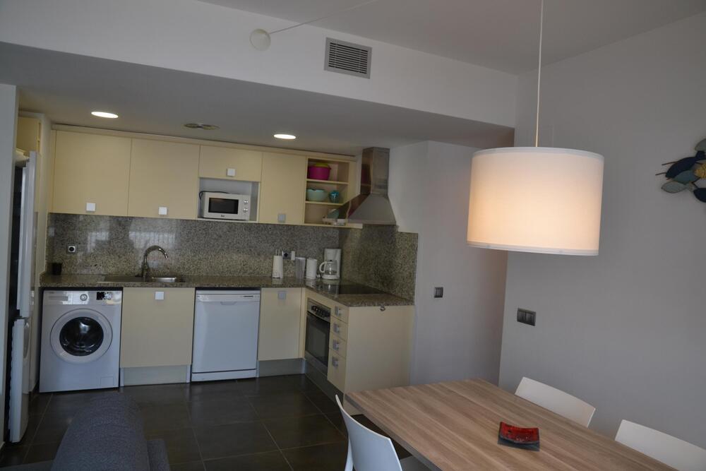 248 Ref 248  Apartamento Centro Estartit (L´)