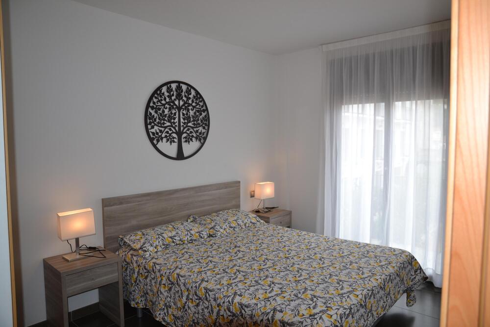 248 Ref 248  Apartamento Centro Estartit (L´)