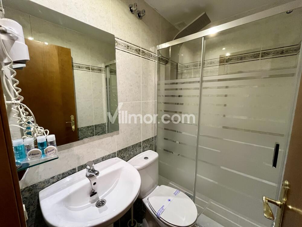 203 Apartamento en Edificio Los Lagos Apartamento  Benasque