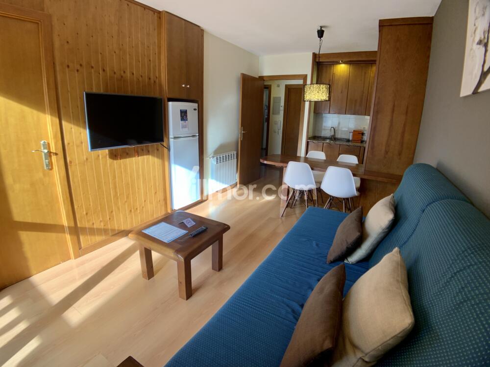 204 Piso en Edificio Los Lagos Apartamento Benasque 204 Piso en Edificio Los Lagos Apartamento Benasque