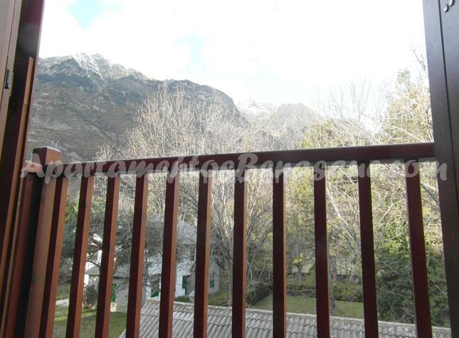 B17 B17 Urb. La Coma, 2º Apartment  Benasque